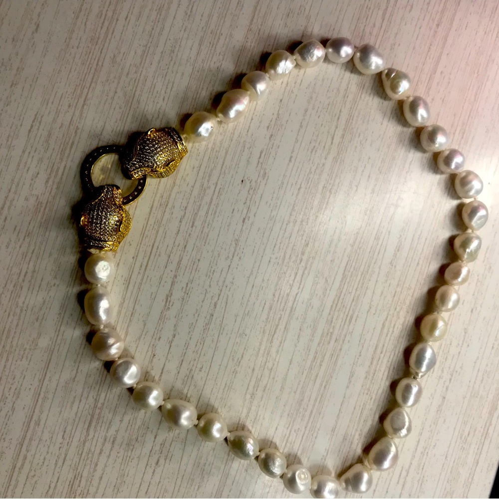 Sterling silver tiger  with pearls
